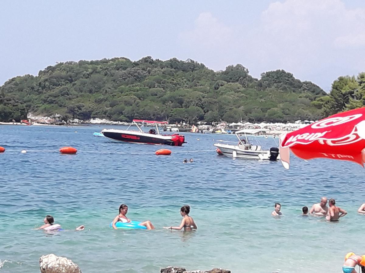 Vila Oscar * Ksamil